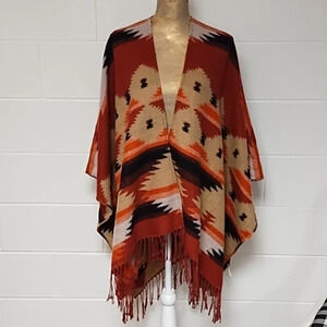 Ruggine Print Poncho Wrap with Fringe Details OSFA